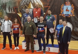 Антон Ботев выиграл всероссийский турнир по греко-римской борьбе среди ветеранов