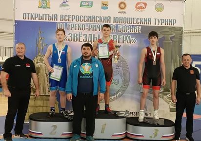Омские борцы завоевали 7 наград Всероссийских соревнований «Звезды Севера»