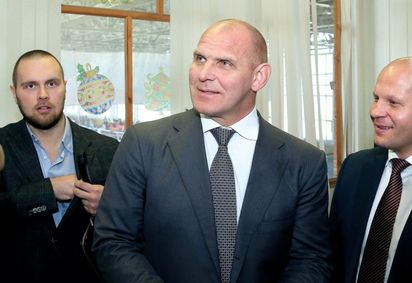 Карелин и Емельяненко посетили фестиваль единоборств СибГУФК