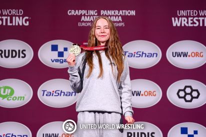 Алсу Яншина одержала победу на чемпионате Европы по грэпплингу