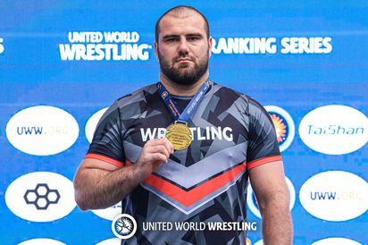 Адлет Тюлюбаев и Марат Кампаров выиграли рейтинговый турнир UWW по греко-римской борьбе в Венгрии