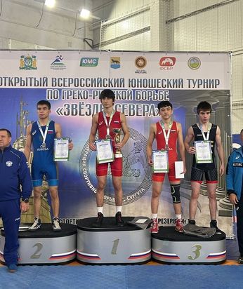 Омские борцы завоевали 7 наград Всероссийских соревнований «Звезды Севера»