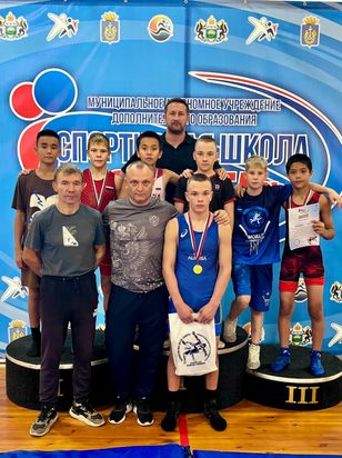 Четыре награды из Каскары