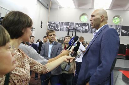 Круглый стол «Спорт - престиж нации» с участием Николая Валуева