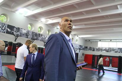 Круглый стол «Спорт - престиж нации» с участием Николая Валуева
